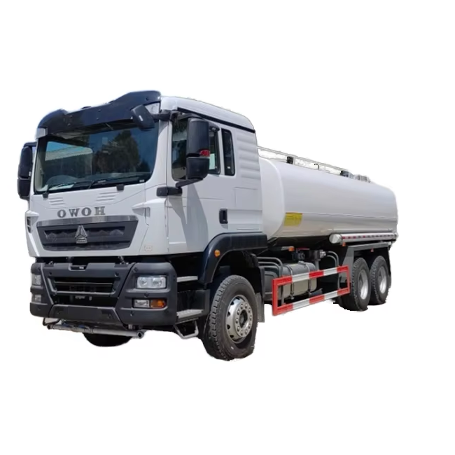 中国重汽HOWO6&times;4 25000L燃油输送罐车
