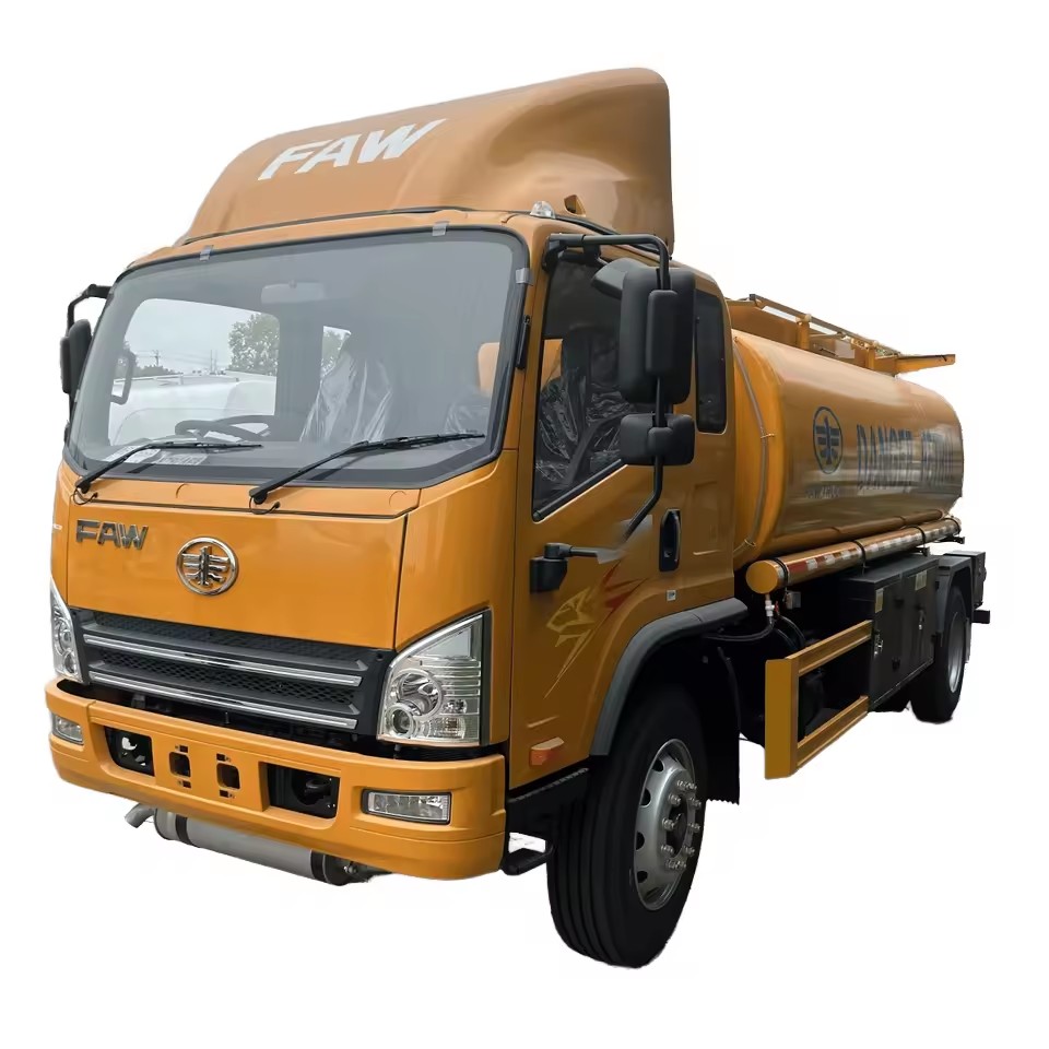FAW4x2 10000L油罐车