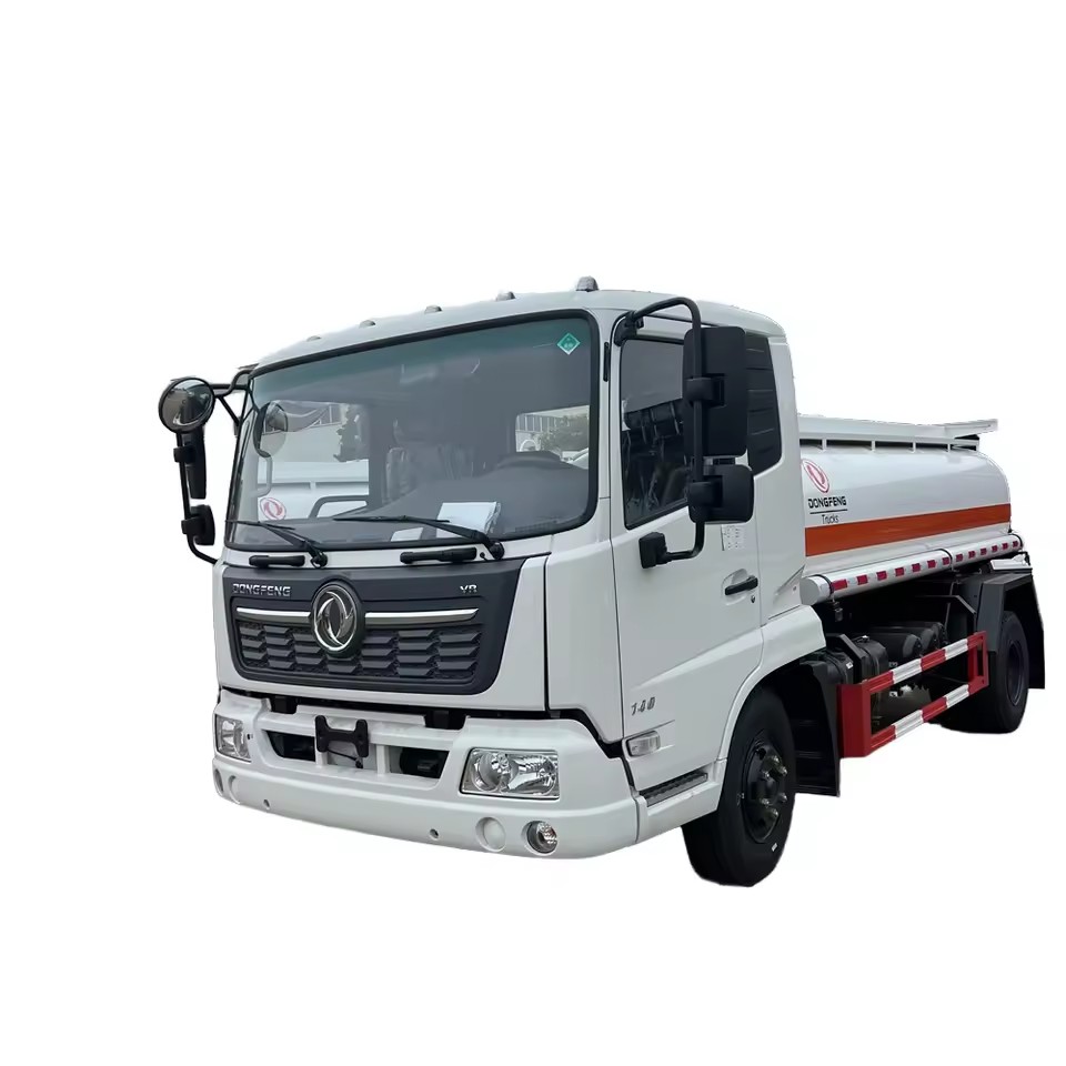 东风4x2 16000L油罐车
