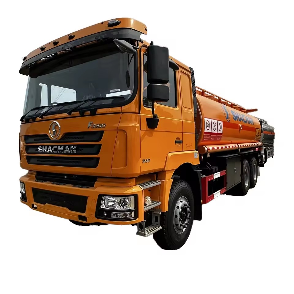 6x4油罐车-SHACMAN加油车待售，大容量石油运输车