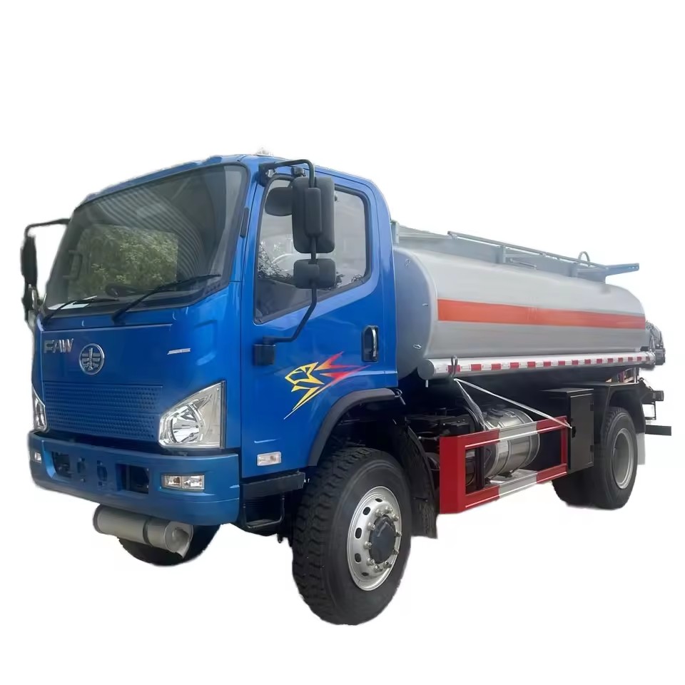 一汽8吨柴油罐车