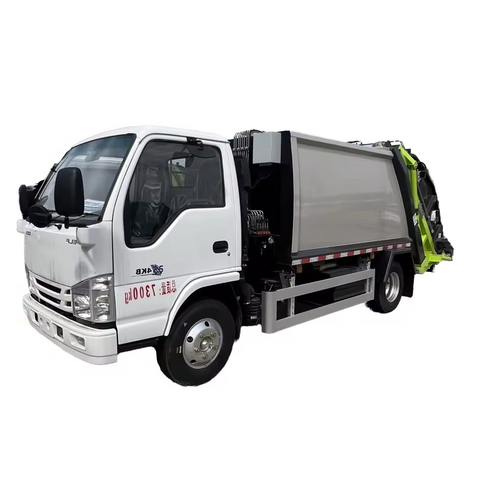 ISUZU ELF 4X2垃圾车名牌小压缩全时尚轻量化大功率