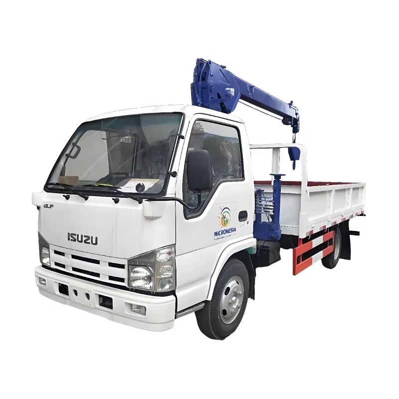 出厂价1SUZU ELF 100P小型4X2起重车4吨汽车吊液压臂式起重机
