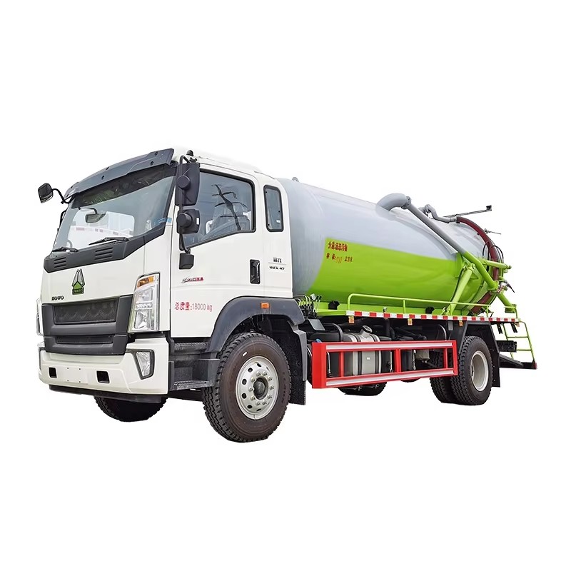 Sinotruck Howo 5000L吸污车4x2真空吸粪清洗罐车