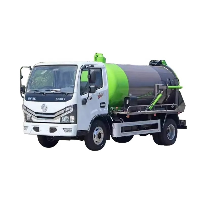 东风小型吸污车5 CBM化吸真空高压罐车