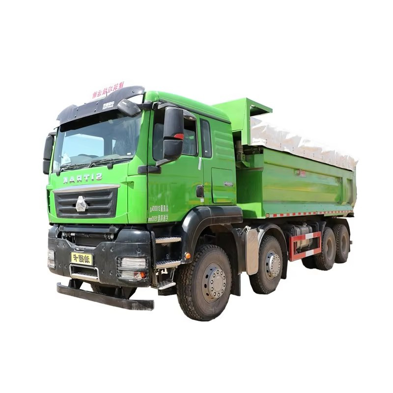 Sitrak 40吨柴油8x4 12轮矿用自卸卡车