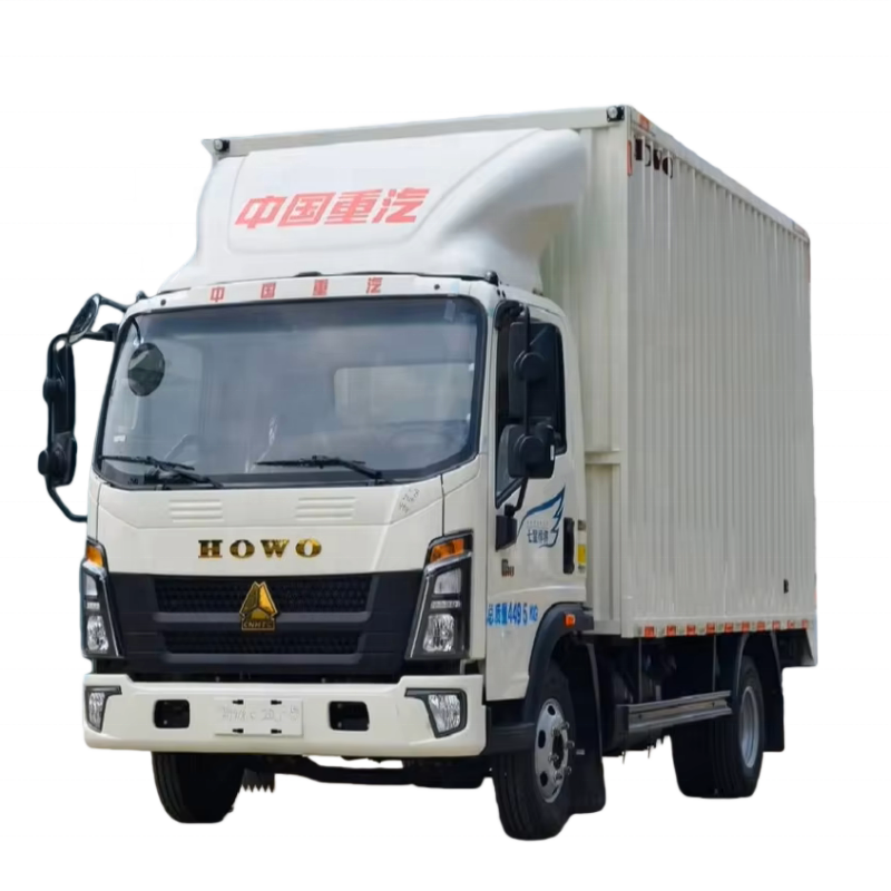 Howo 4X2新型柴油6吨箱式货运卡车，用于零售商品配送右转向自动变速器