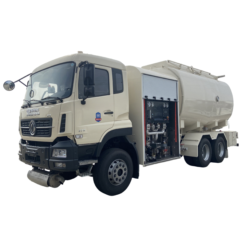 东风6&times;4 18000L飞机加油车